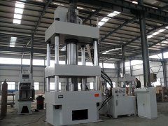 四柱液壓機(jī)